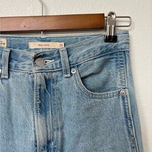 Levi's Relaxed Fit Light Blue Jeans
